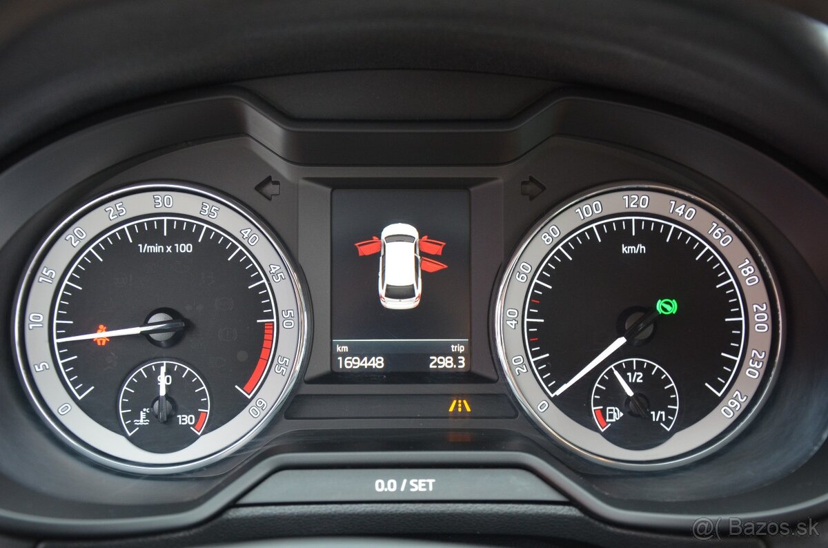 Škoda Octavia Combi 2,0 TDi Style 135KW AT7 - 17