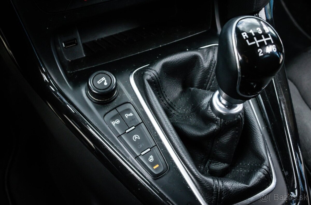 Ford Focus Kombi 1.5 TDCi Titanium - 17