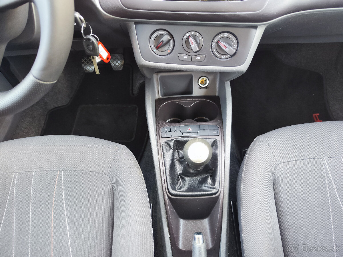 Seat Ibiza 1.4i 16V Reference - 17