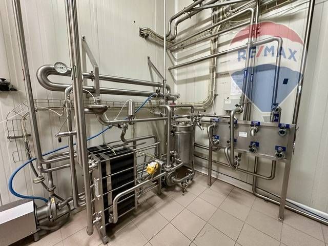 KOZÍ VŔŠOK Výrobný a skladový objekt so strategickou dopravn - 17