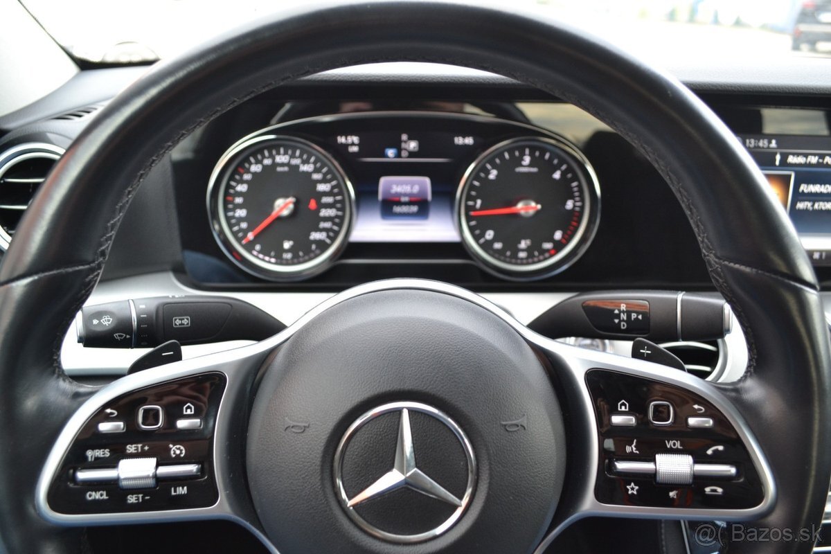 Mercedes-Benz E trieda Sedan 220d 4 MATIC - 17