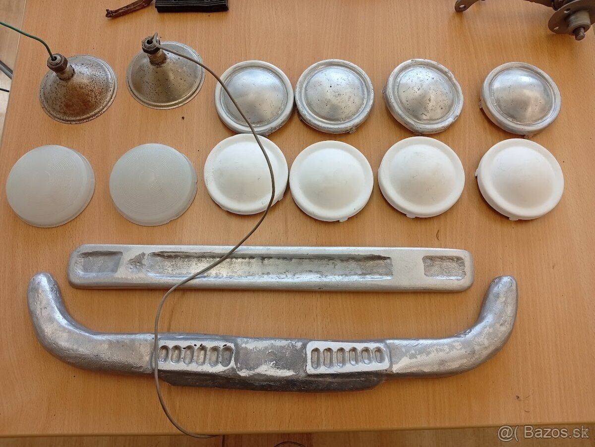 Šlapací Moskvič 403, 407 - 17