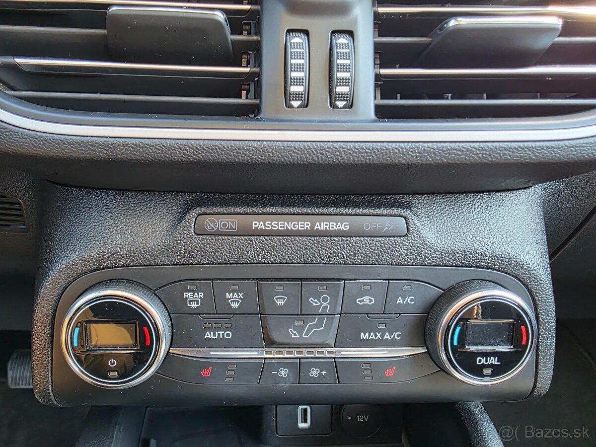 Ford Focus Kombi 1.5 TDCi Titanium - 17
