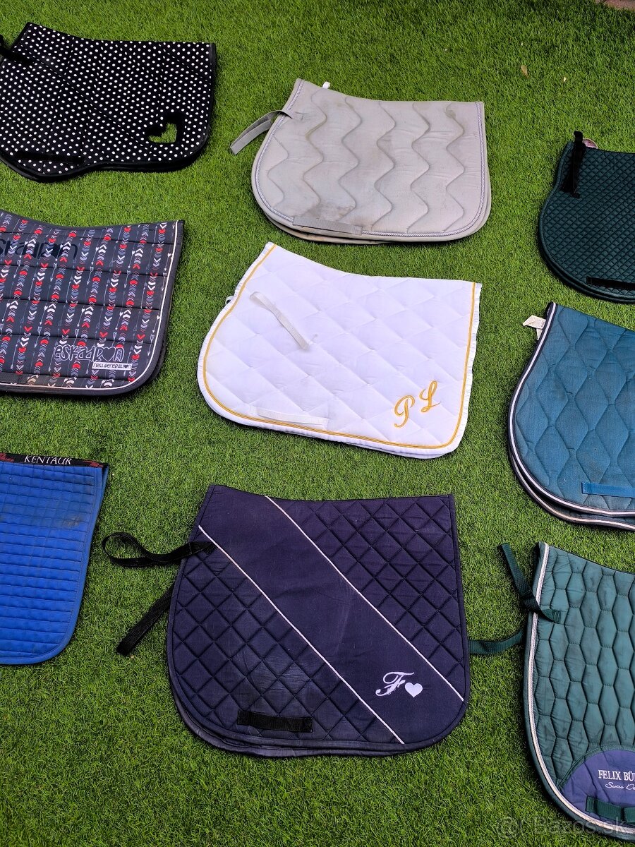 Podsedlovky rôzne značky - 17