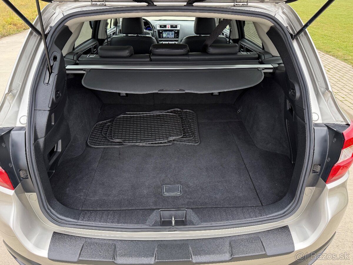 Subaru Legacy Outback 2,0 D 110 kW A/T 4x4 - 17