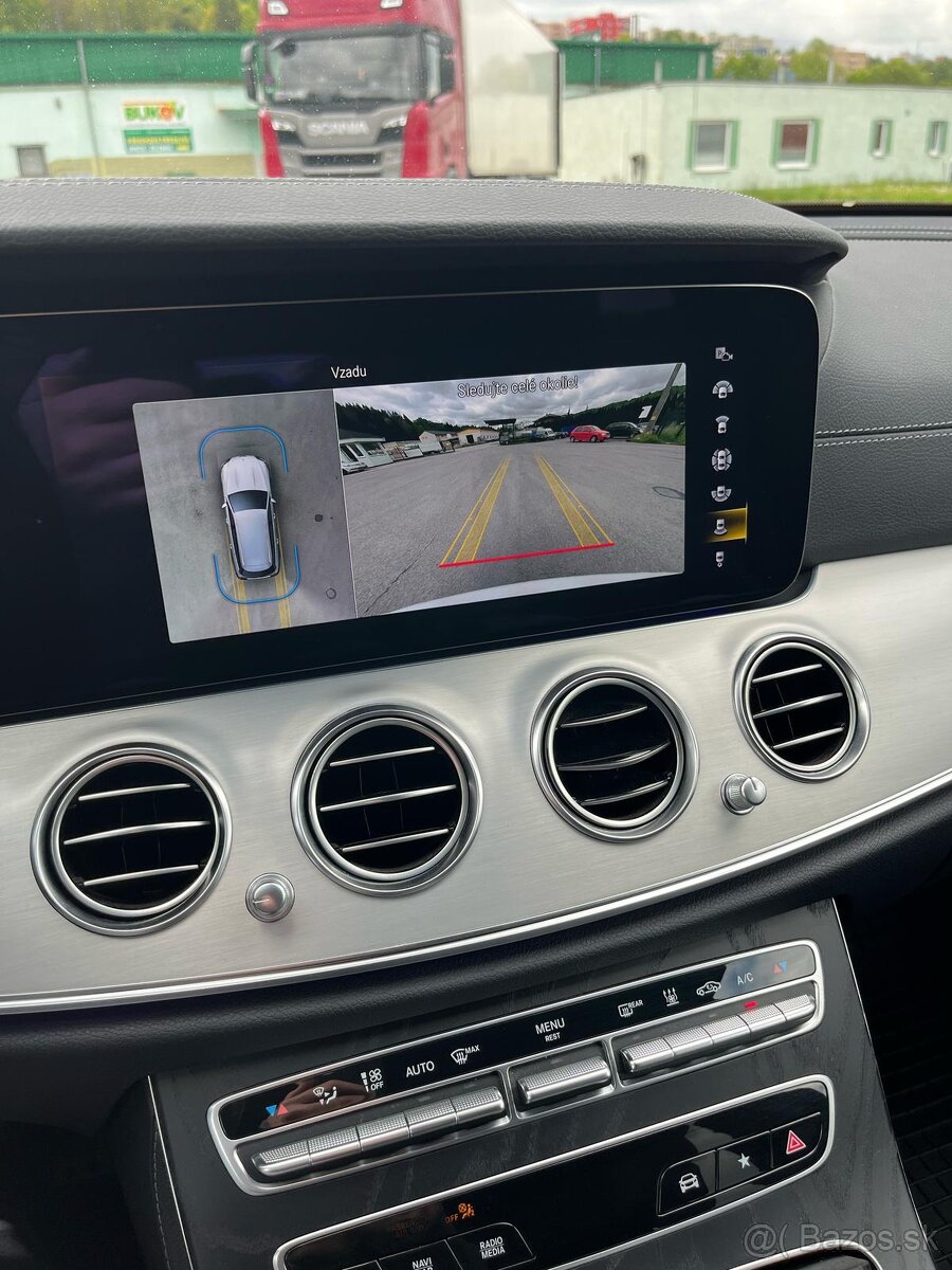 Mercedes E 300DE 4-Matic kombi AMG-PACKET - 17