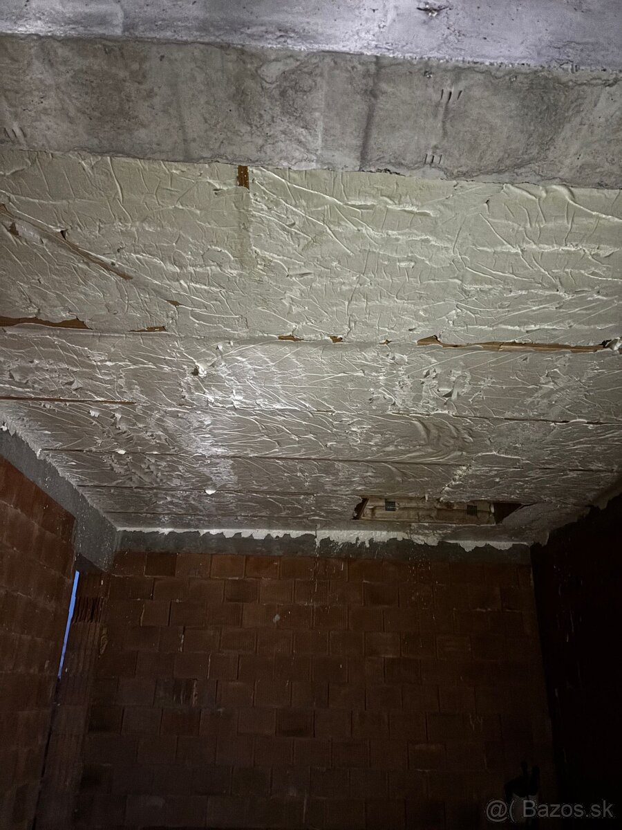 Prémiová striekaná fukaná PUR pena - celé Slovensko - 17