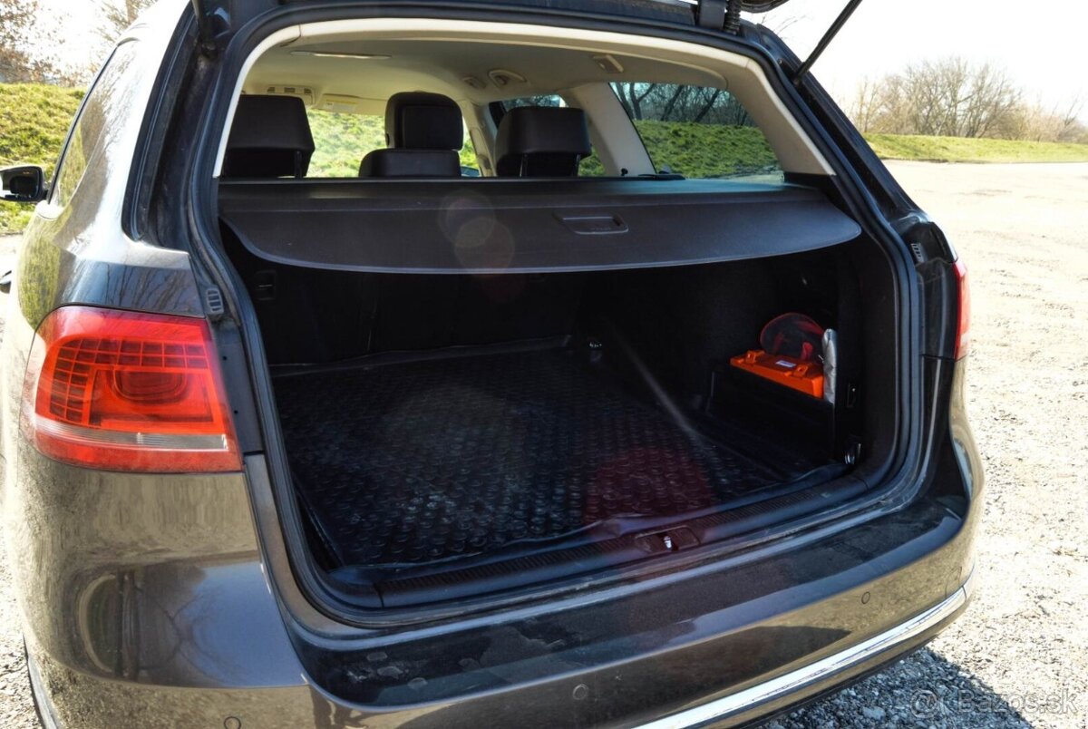 Volkswagen Passat Variant 2.0 TDI BMT Highline DSG - 17