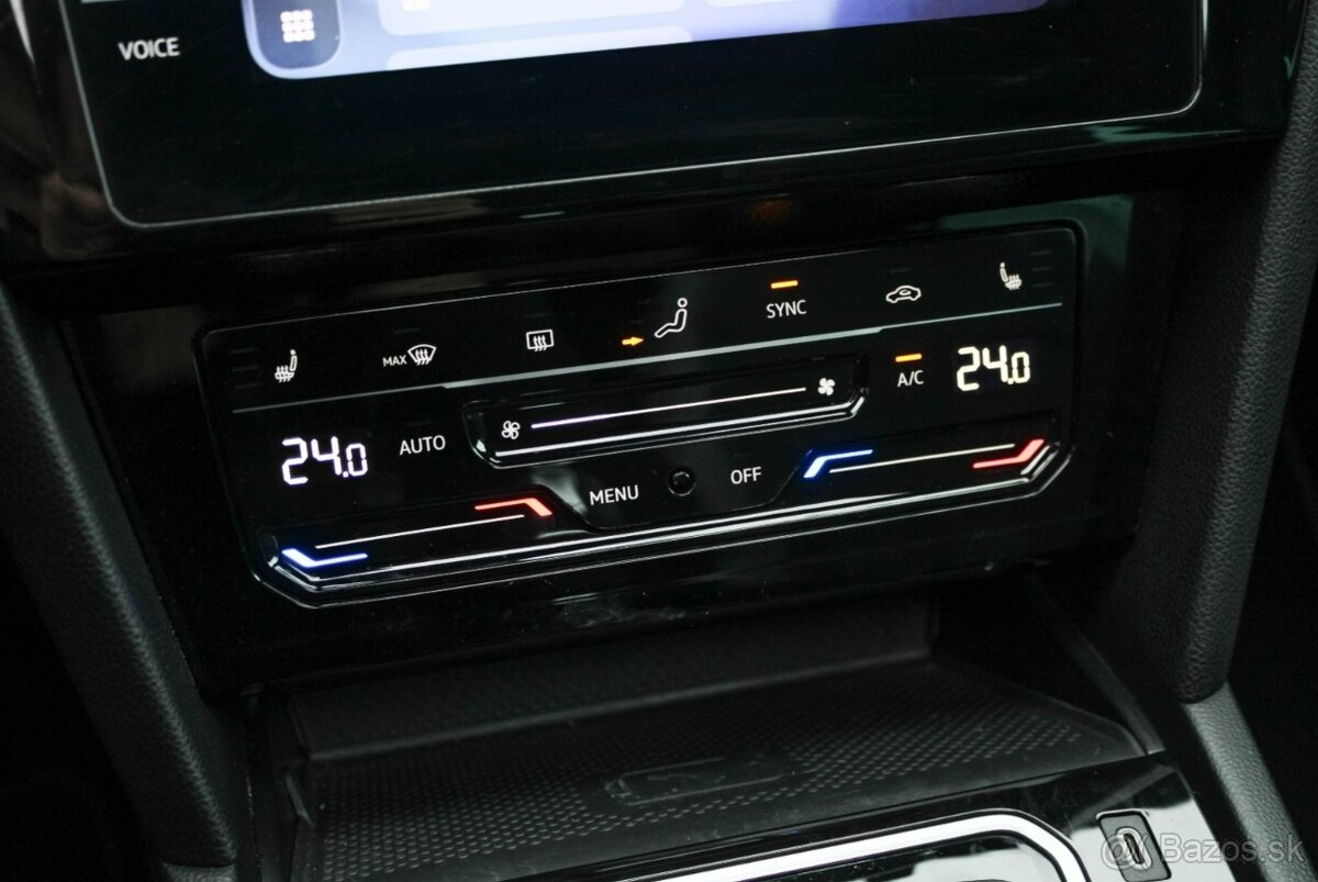 Volkswagen Passat Variant 2.0 TDI EVO Elegance DSG - 17