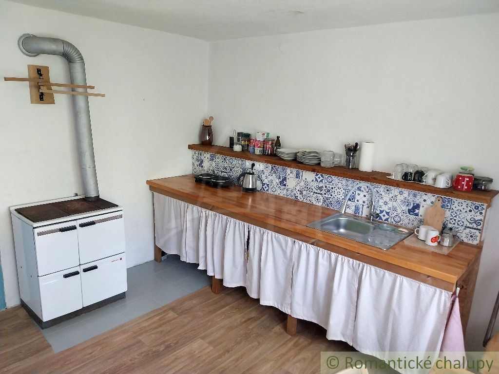 Chalúpka v malebnom prostredí Korytárok - 17