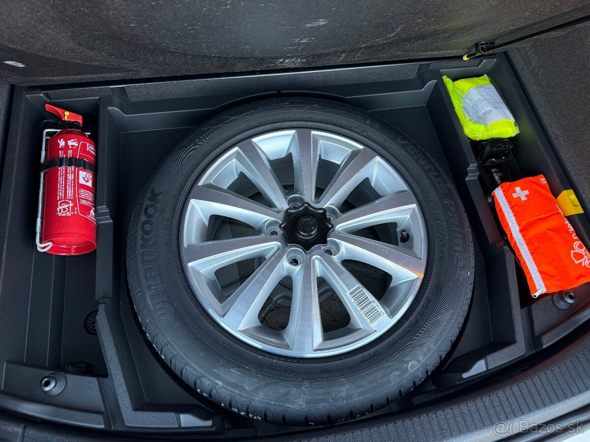 Volkswagen Touran 1.4TSI Highline - 17