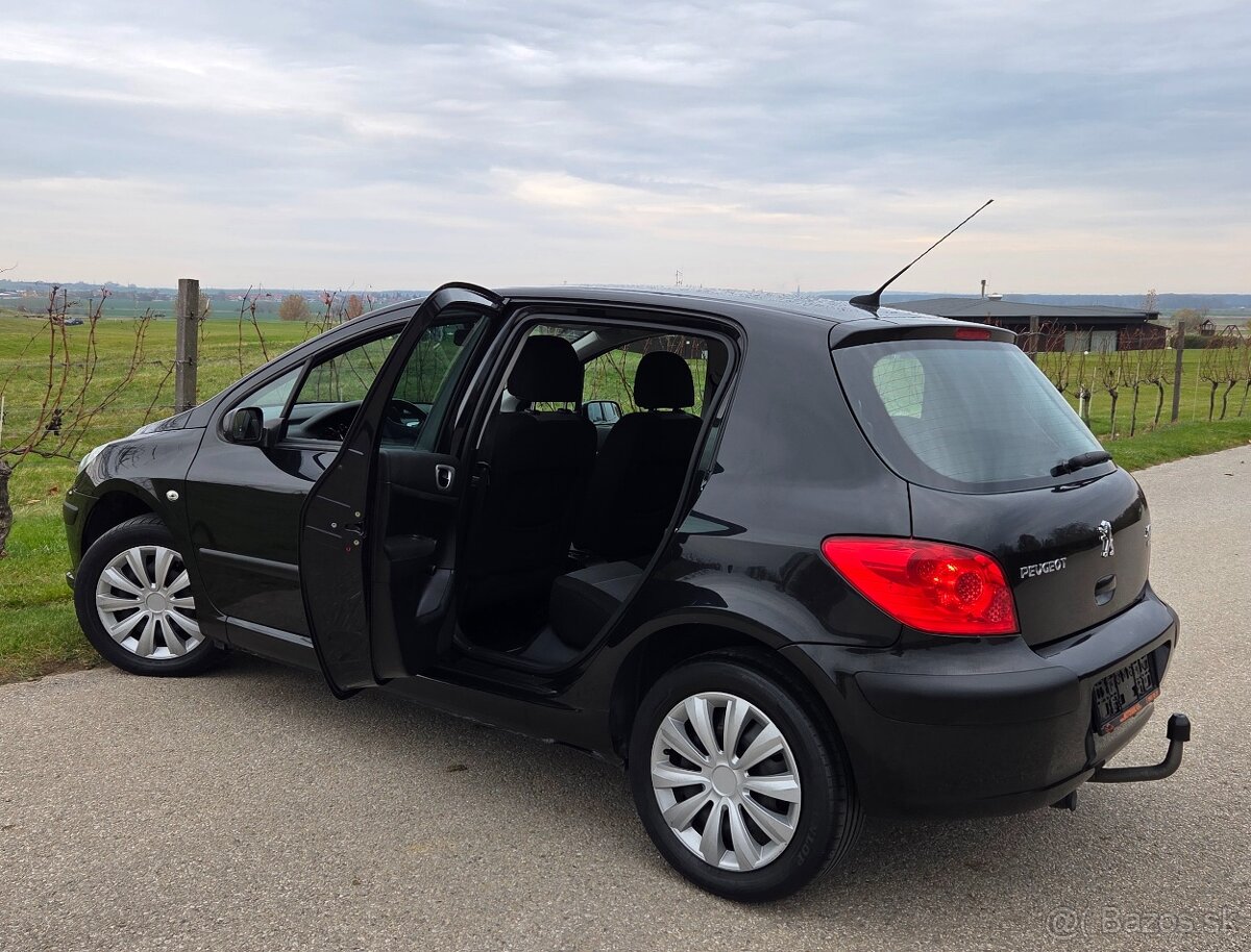 Peugeot 307 1.6 HDi 80KW/110 koní R.V.04/2007 - 17