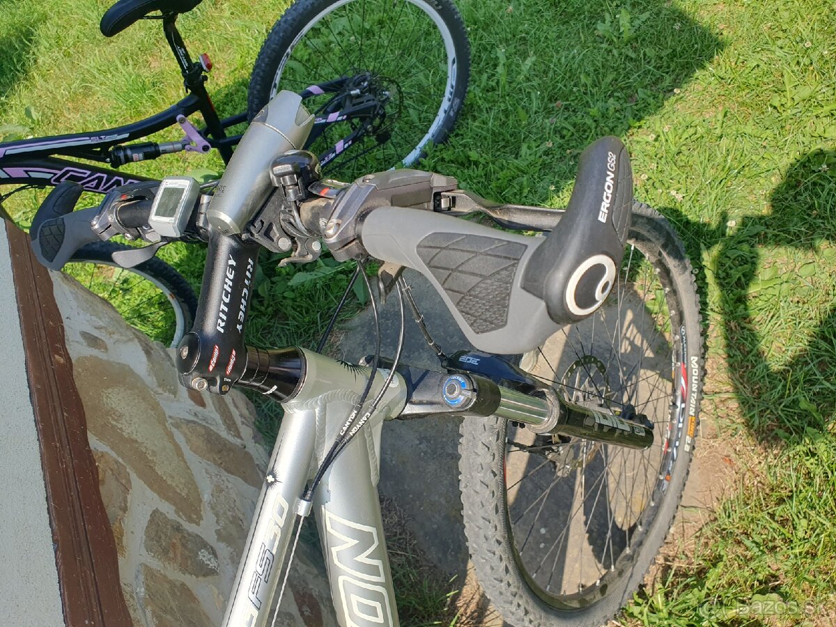 Celoodpruzeny bicykel canyon racing fs30 - 17