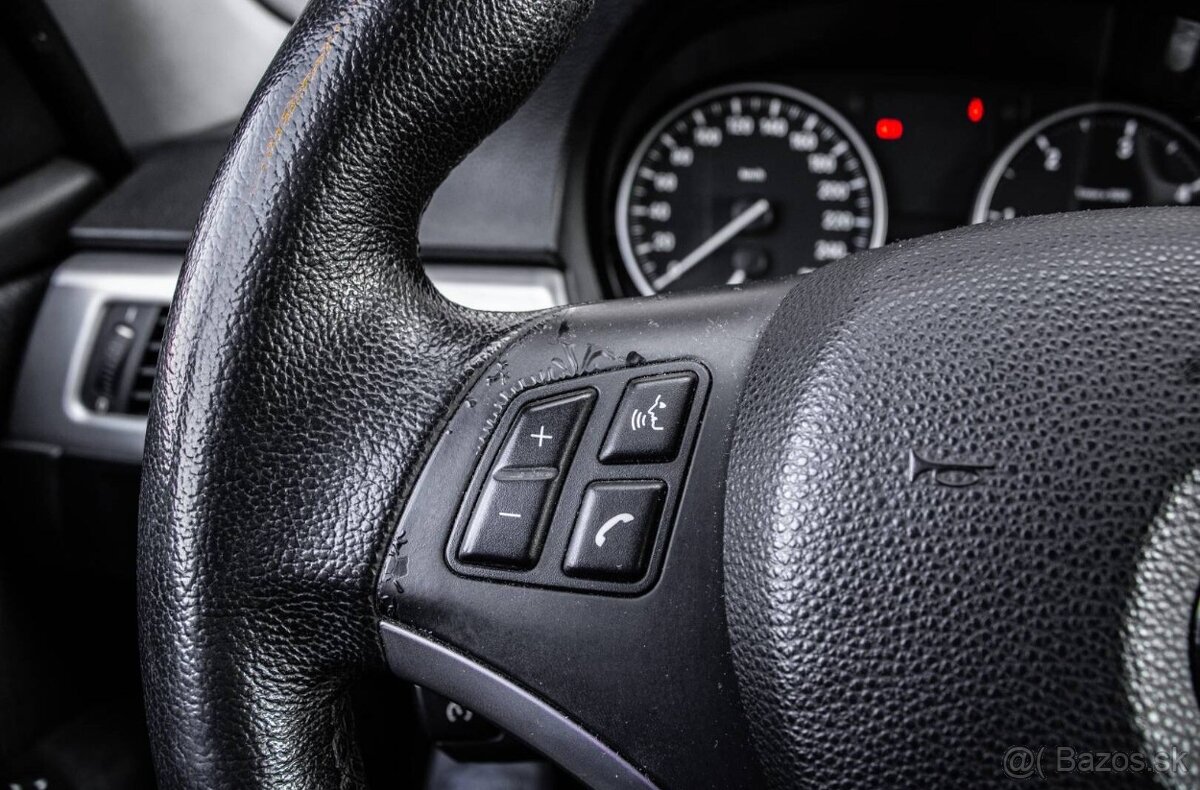 BMW Rad 3 Touring 320d / NA SPLÁTKY / PROTIÚČET - 17