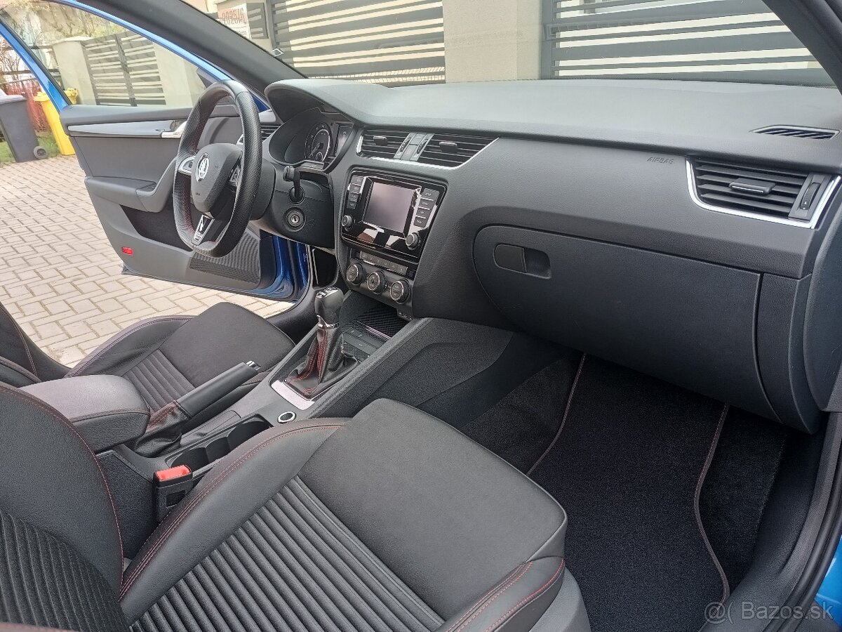 Škoda Octavia Combi 2.0TSI RS 220PS Manuál - 17