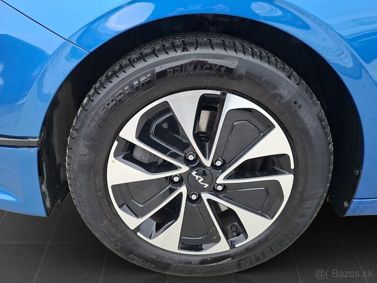 Kia CEED 1,5 T-GDi M6 SILVER PACK103kW/140k - 17