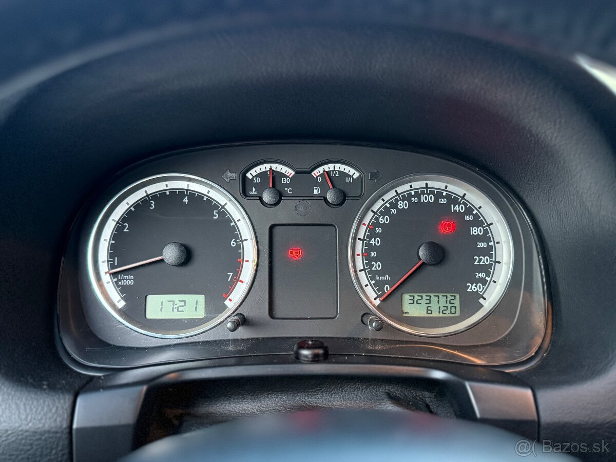 Predám krásny Vw Golf 4 - 17