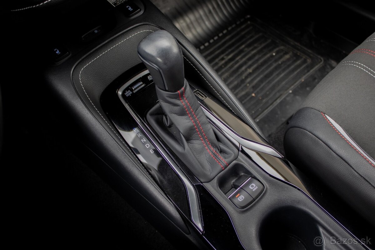 Toyota Corolla GR 1.8l Hybrid eCVT - 17