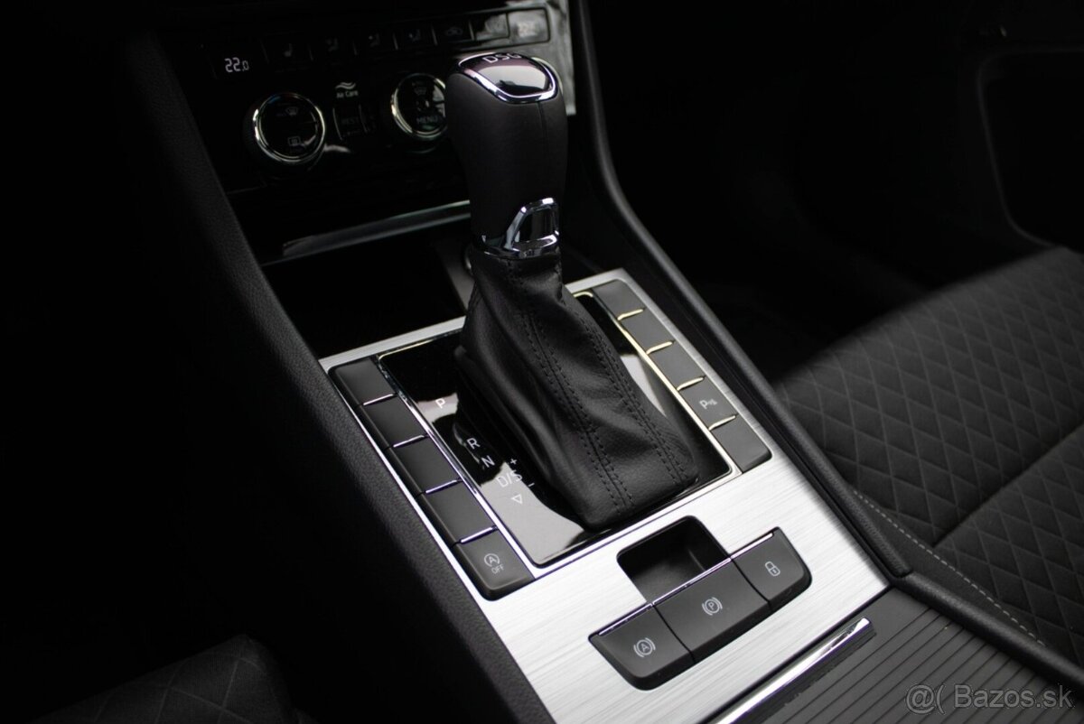 Škoda Superb 2.0 TDI DSG Style / V ZÁRUKE / - 17