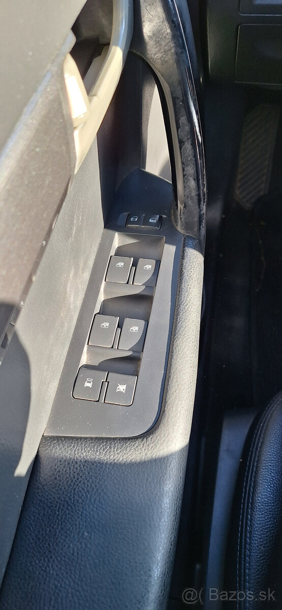 Predám Chevrolet Captiva, 7-miestny, 176tis. (2007) - 17