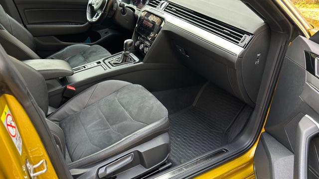 Volkswagen Arteon 2.0TDI R-Line Sedan. Matrix - 17