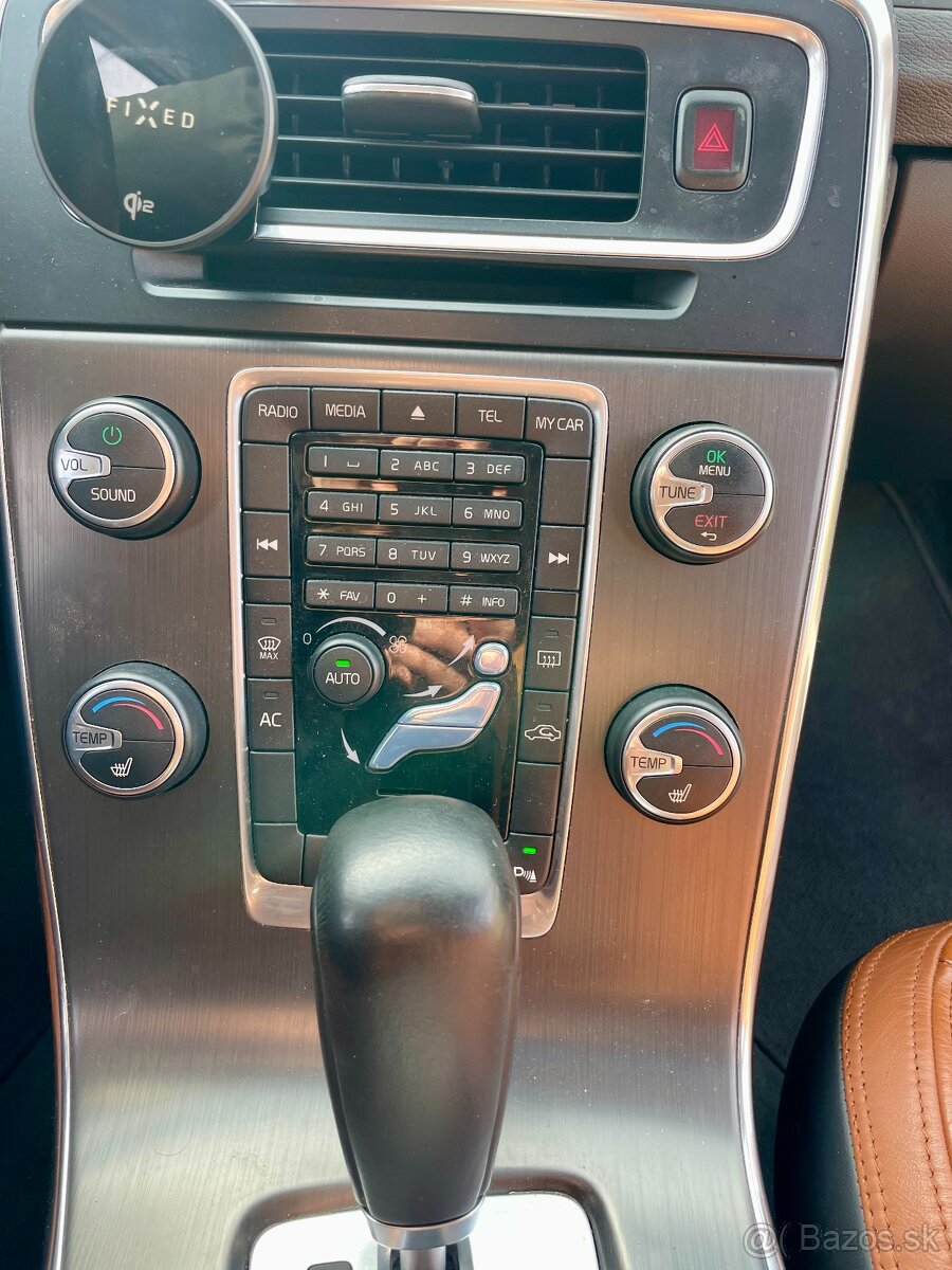 Predám Volvo S60 D3 - 17