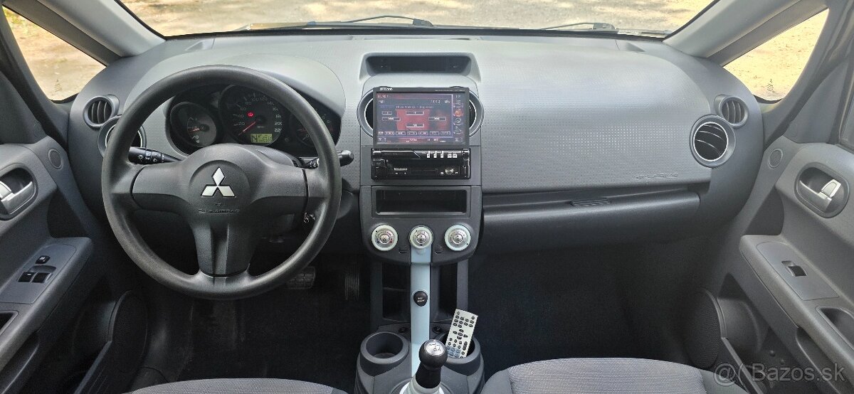Mitsubishi Colt Automat - 17
