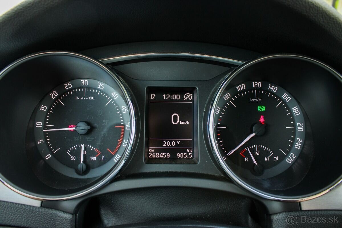 Škoda Superb 2 Combi 2.0 TDI CR DSG - 17