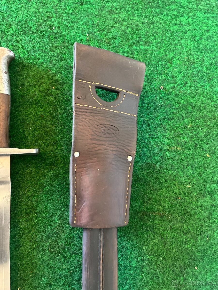 Švajčiarsky Bodak s pilou - 17