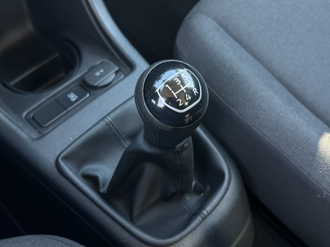 Volkswagen Up Move Up 1.0 MPi - 17