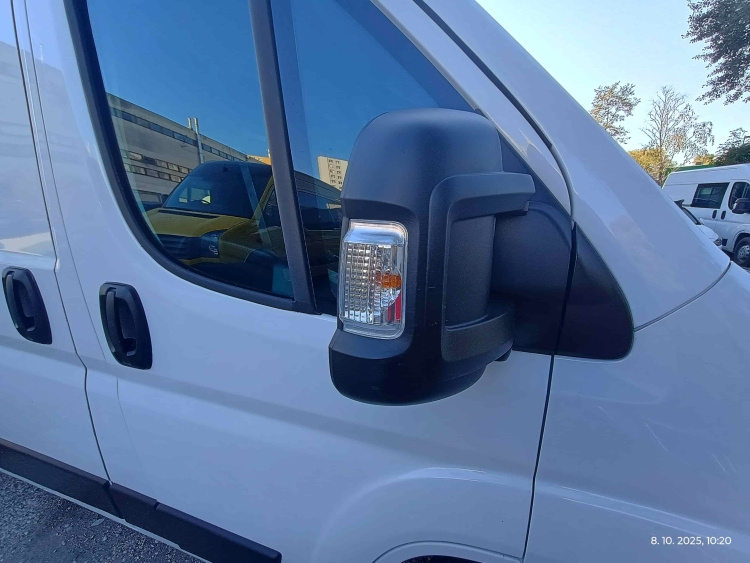 Predám Peugeot Boxer 2.2 BlueHDi 165k 435 L3H2 Pack - 17