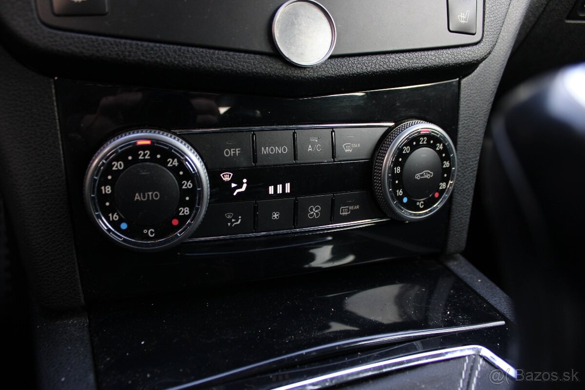 Mercedes-Benz C trieda Kombi 200 CDI Elegance - 17