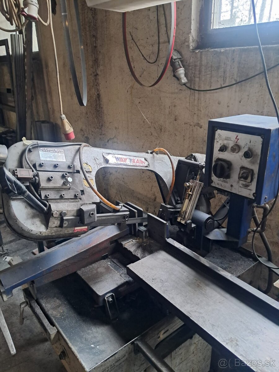 Zváračky, kovoobrábacie stroje, vysokozdvižný vozík - 17