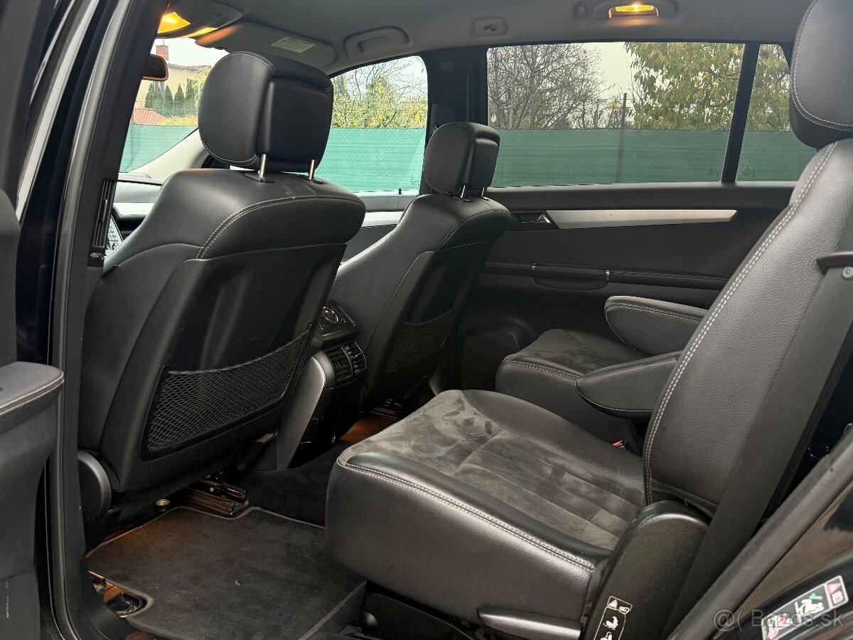 Mercedes - Benz R 320 CDI 4Matic W251 SPORT - 17