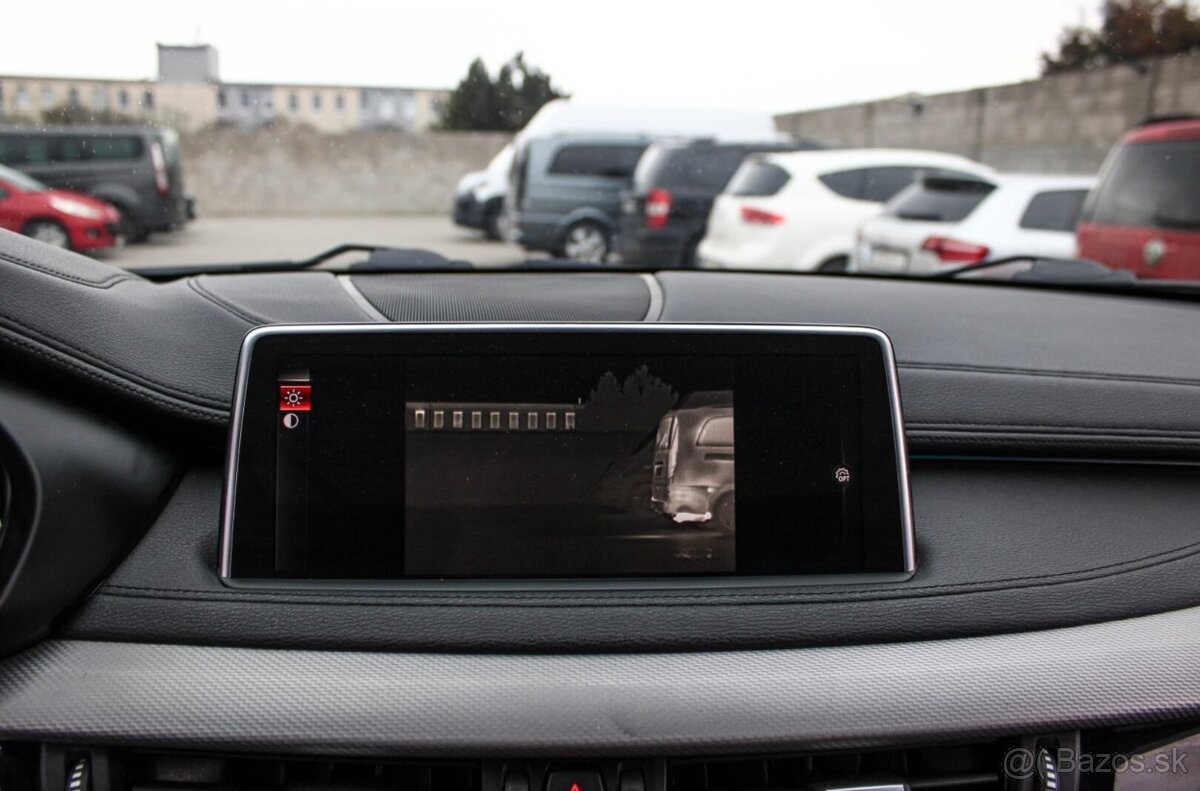 BMW X6 xDrive 30d M-Packet AT8 190kW - 17