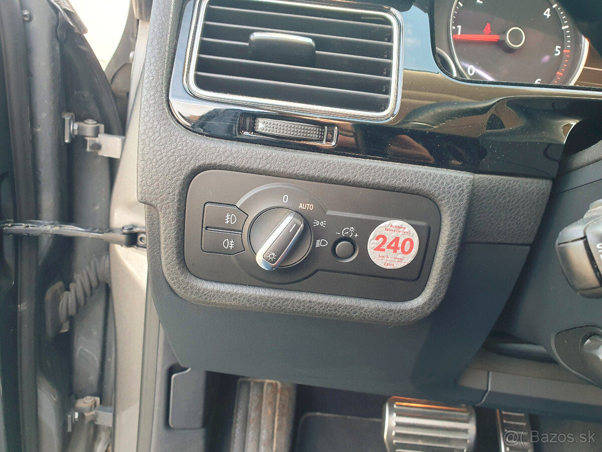 Volkswagen Touareg II 3.0 TDI R-Line 4MOTION - 17