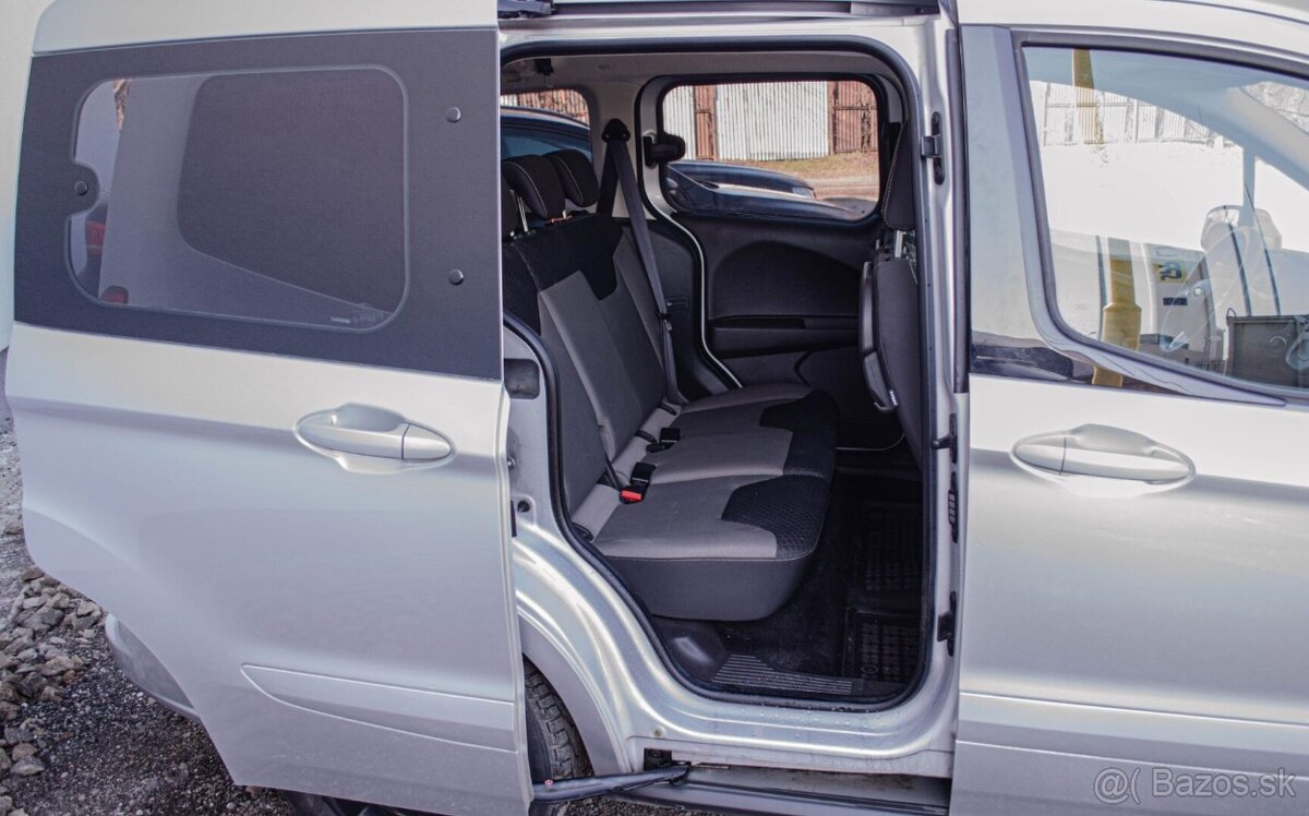 Ford Tourneo Courier 1.0 EcoBoost - 17