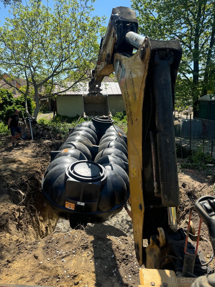 Základové dosky, spevnené plochy, pripojky, stavby na kľúč - 17