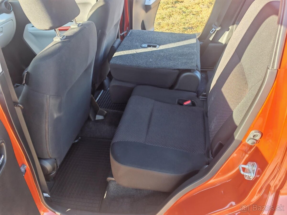 Suzuki Ignis 1.2 DualJet 66 kW - 17