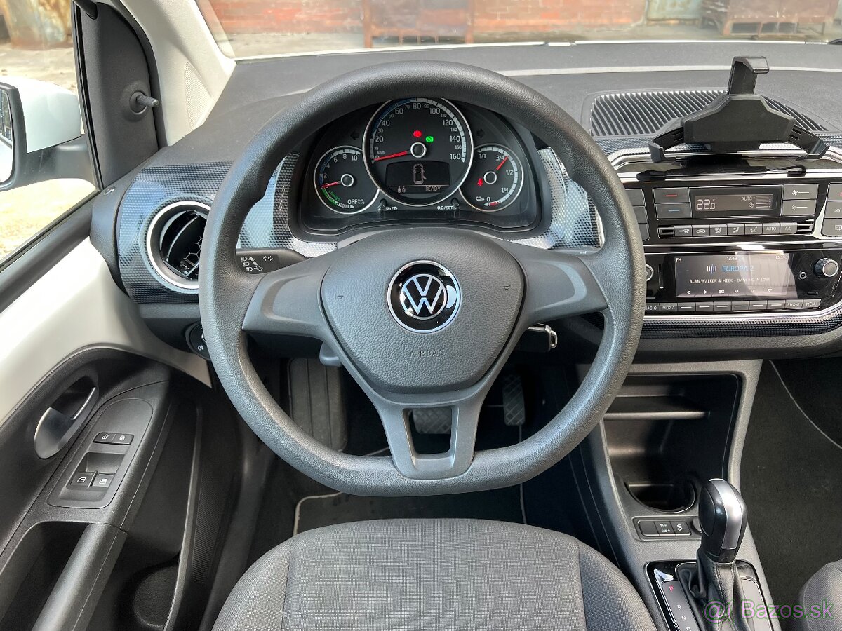VOLKSWAGEN e-UP 37kWh 61kW AUTOMAT - 17