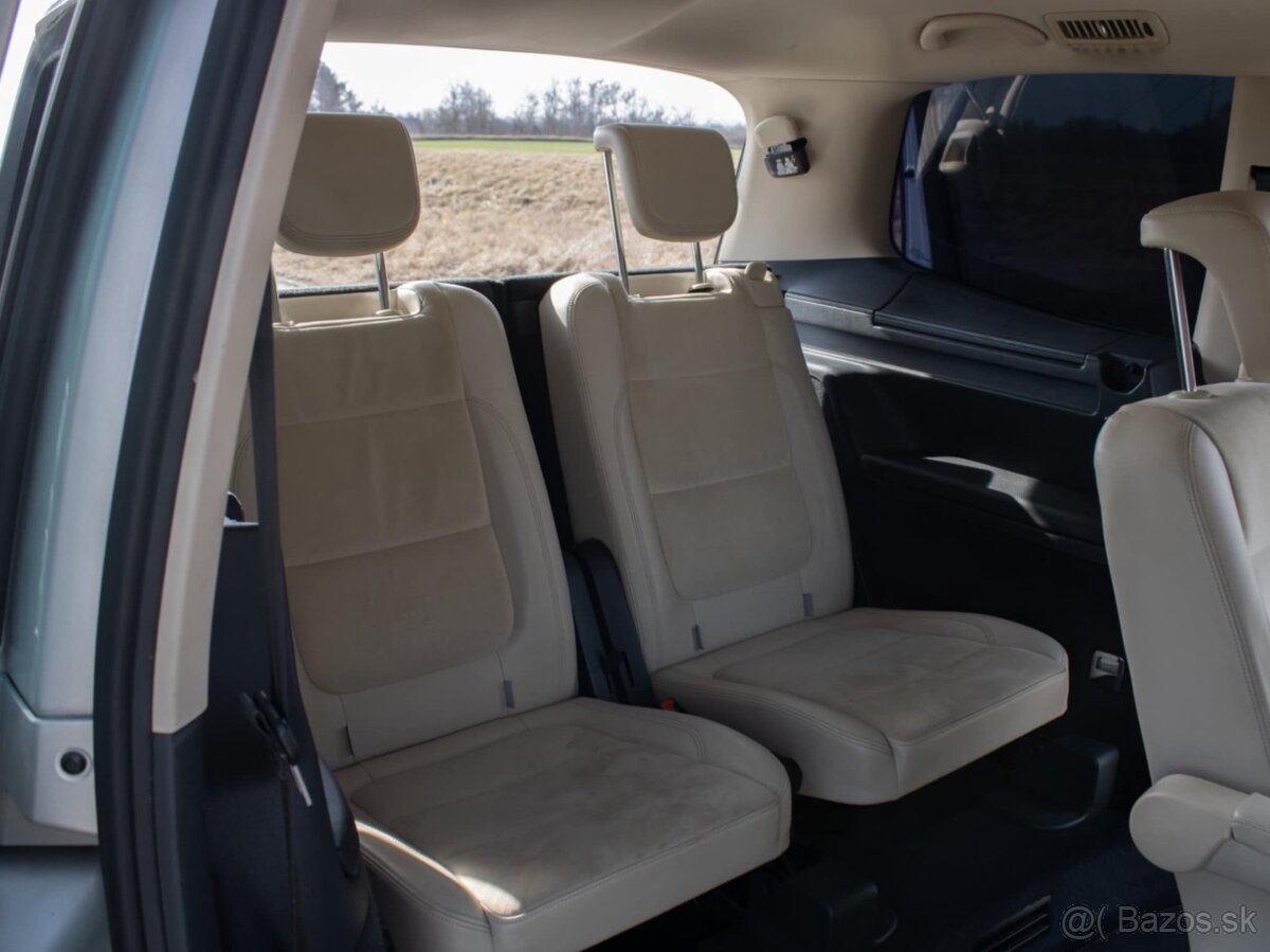 Predám VW SHARAN 2,0 TDi , 4x4 - 17