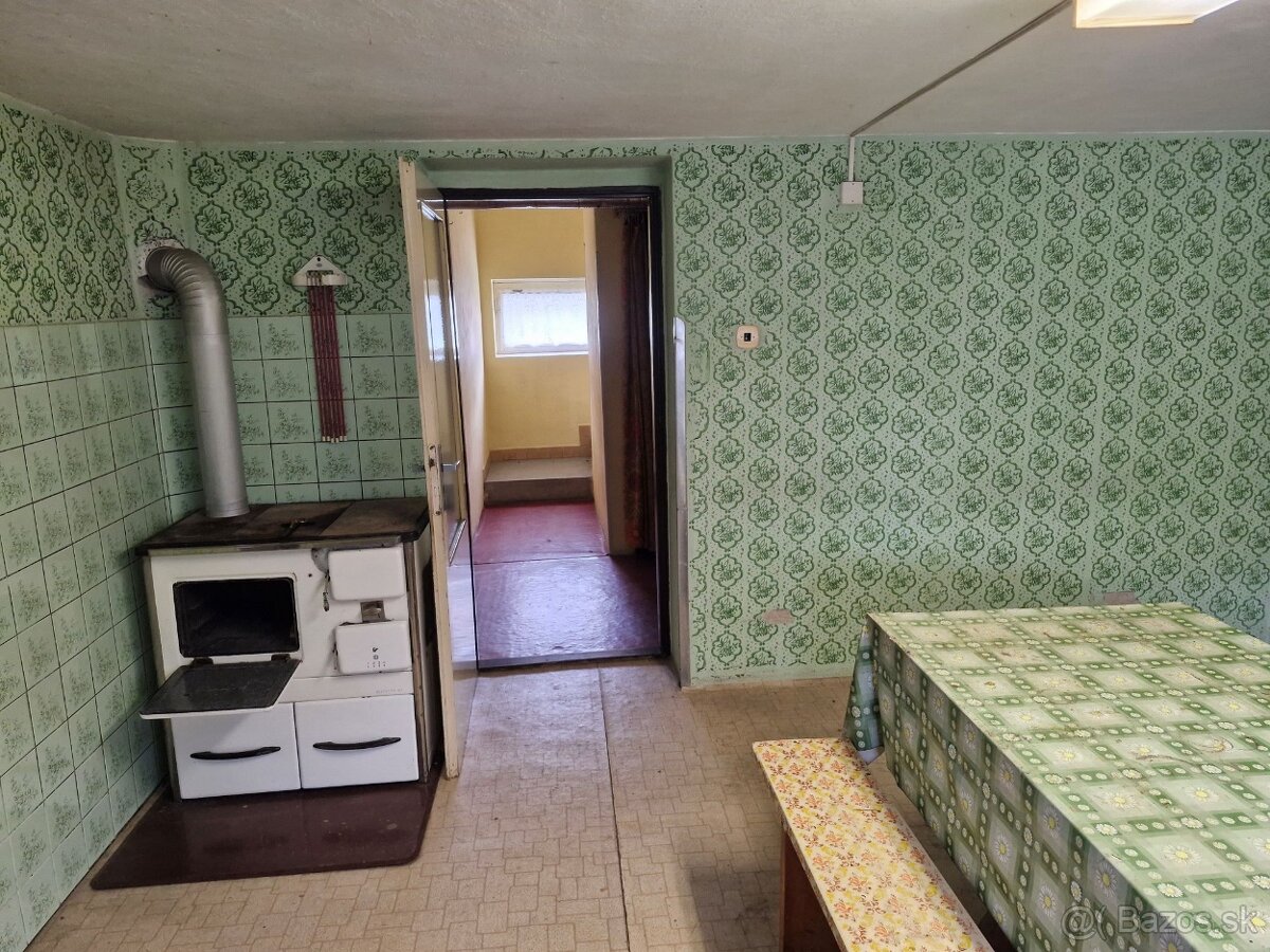 5-izbový rodinný dom v obci Koš pri Prievidzi - 17