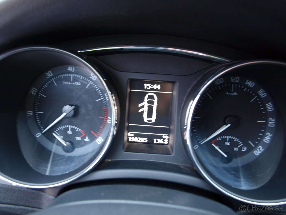 Škoda Superb Combi 1.4 TSI Elegance - 17