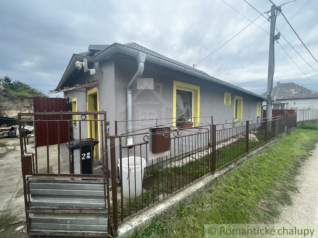 Rodinný dom s menším pozemkom v Seliciach - 17