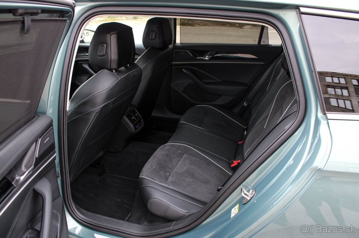 Volkswagen Passat Variant 1.5 TSI eHybrid ELEGANCE - 17