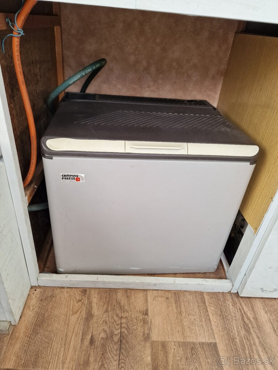 Astra 300 (Beskydsport) karavan - 17