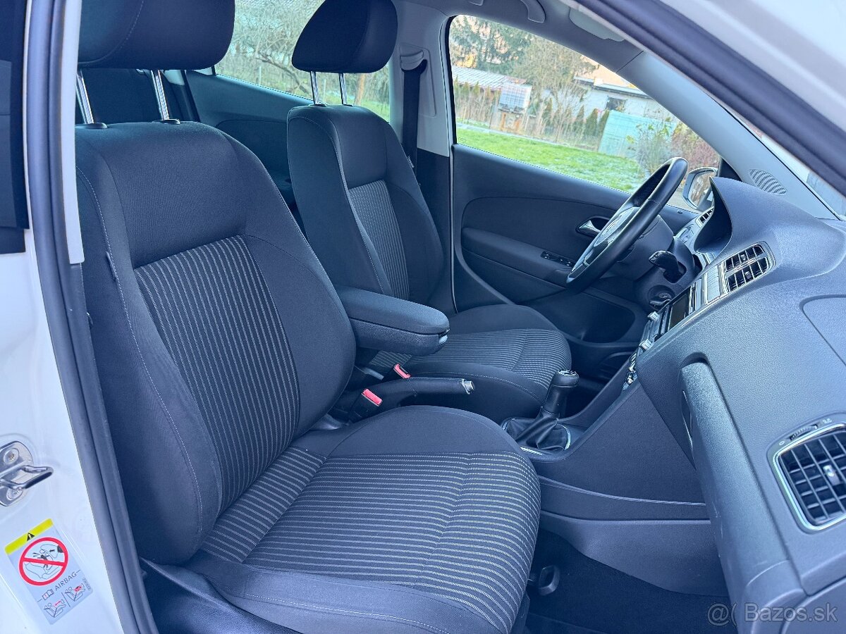 Volkswagen Polo 1.4 16V Trendline - 17