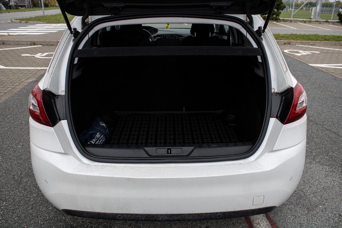 Peugeot 308 1.2 e-THP 130k Allure - 17