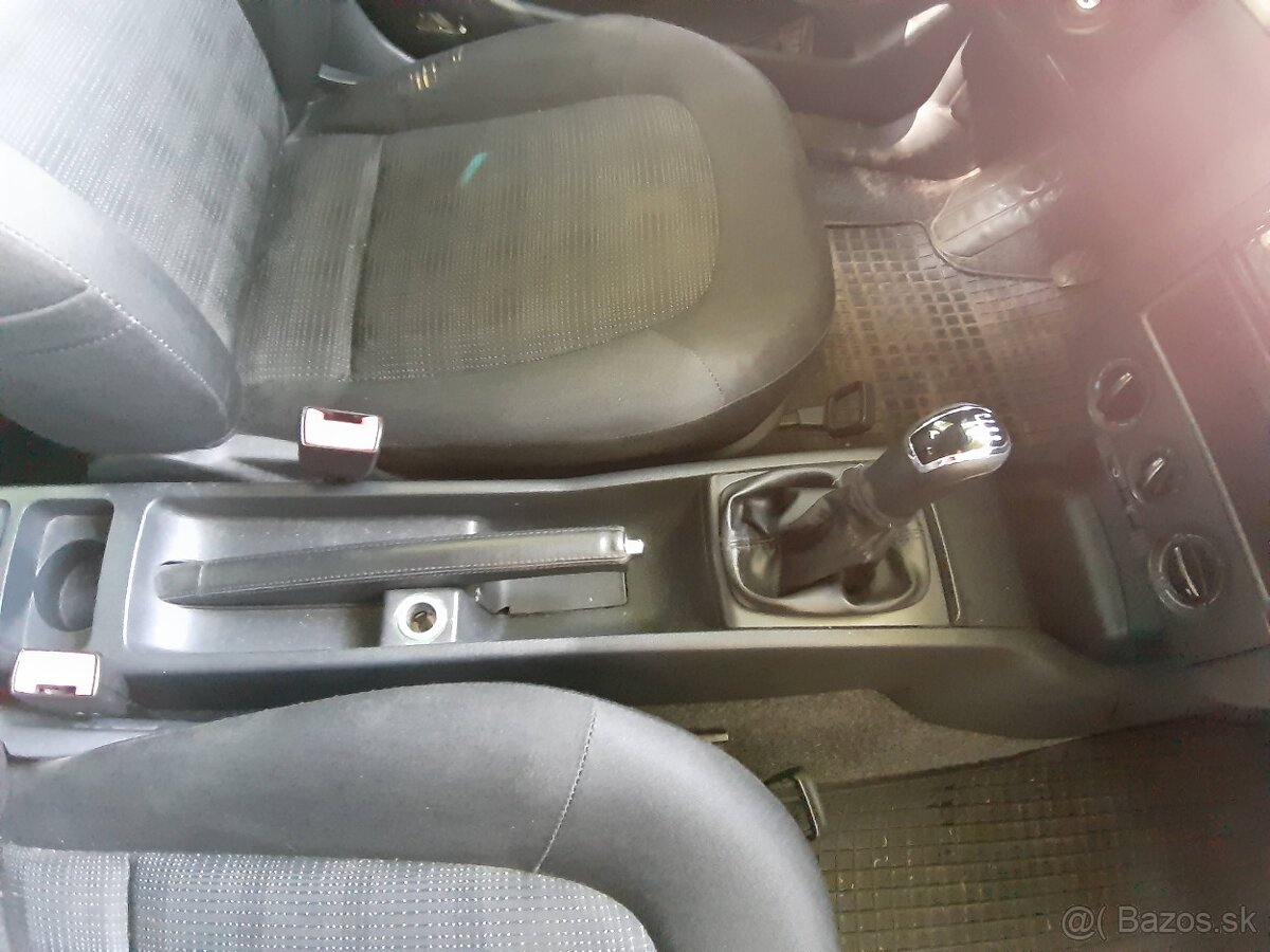 Škoda Fabia 1,9TDI 74kw kód motora: AXR - 17