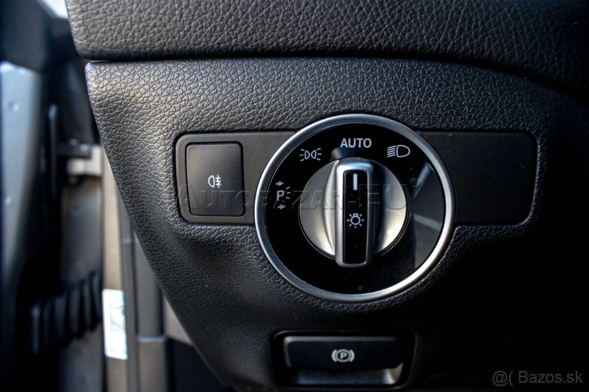 Mercedes-Benz CLA Shooting Brake Mercedes benz 220d - 17